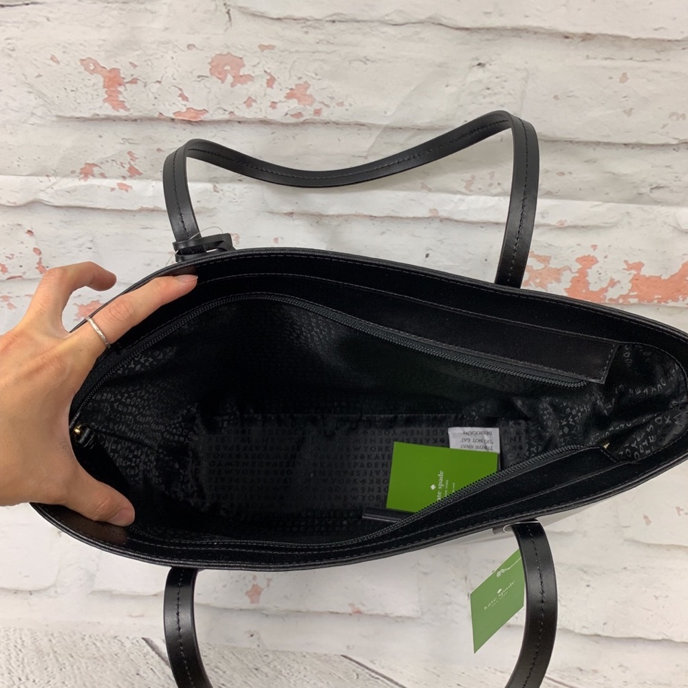 ❗️LAST ONE❗️Kate Spade Karla Seton Drive Tote - Picture 6 of 6